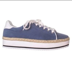 Steve Madden Womens Rule Blue Suede Shoe